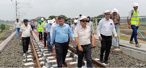कटनी अप ग्रेड सेपरेटर प्रोजेक्ट का रेल संरक्षा आयुक्त द्वारा किया दो दिवसीय निरीक्षण