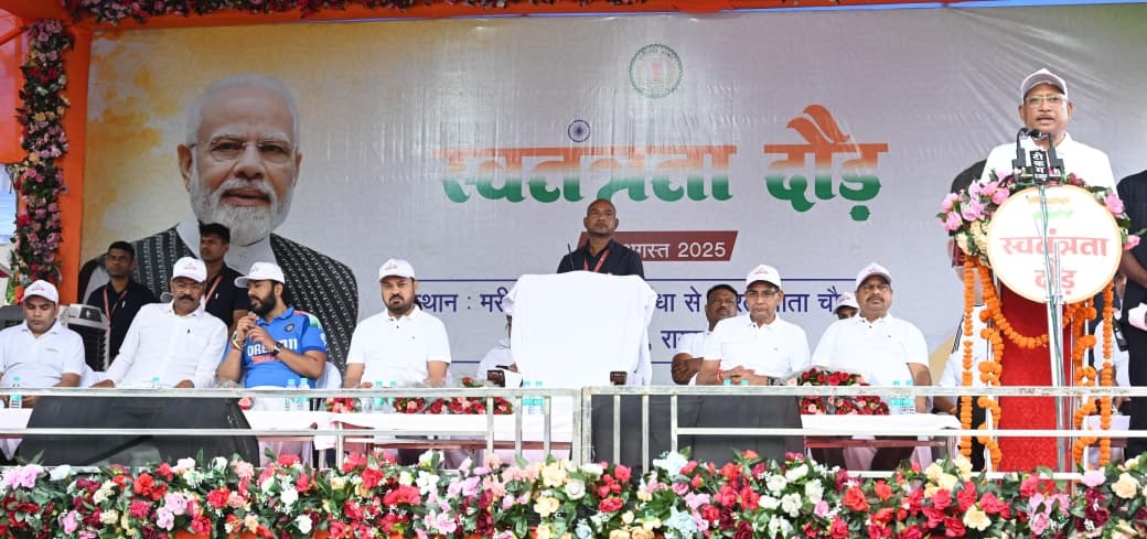 हमारा तिरंगा पूर्वजों के वर्षों के संघर्षों और बलिदान का जीवंत प्रतीक: मुख्यमंत्री साय