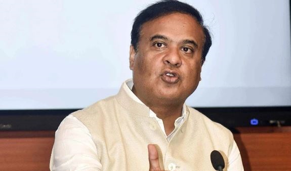 असम सरकार का बड़ा फैसला, 18 साल से ऊपर वालों को नहीं मिलेगा नया आधार कार्ड