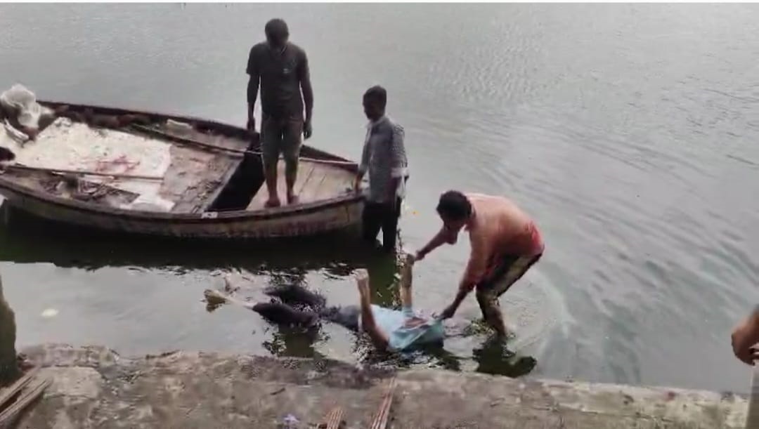 रेलवे मजदूर संघ के नेता SK VERMA का शव हनुमानताल तालाब में मिला, दो दिन से थे लापता..! 