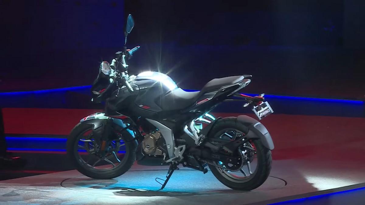 बजाज ने Pulsar 500X का नया मॉडल उतारा, ट्विटर पर यूज़र्स बोले -पल्सर का नया अवतार