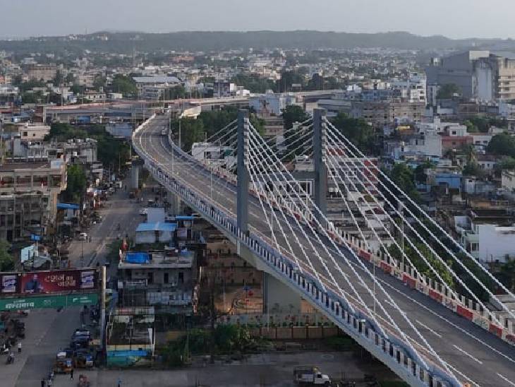 नया फ्लाईओवर बना जबलपुर का सोशल मीडिया हॉटस्पॉट