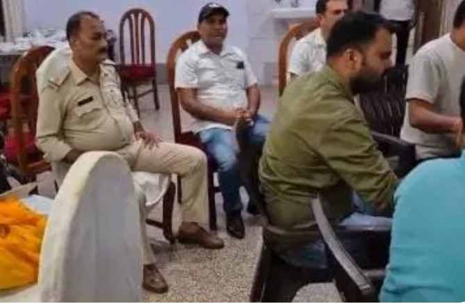 एमपी के रीवा में 20 हजार की रिश्वत लेते एएसआई को लोकायुक्त टीम ने रंगे हाथों किया गिरफ्तार