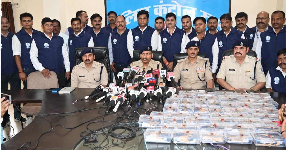 जबलपुर में इसाफ बैंक डकैती का मुख्य आरोपी बिहार से गिरफ्तार, 14 में से 3 किलो सोना बरामद