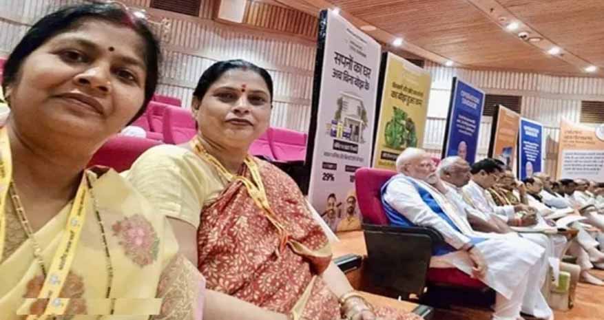 एनडीए की वर्कशॉप में अंतिम पंक्ति में बैठे दिखे पीएम मोदी, सांसद रवि किशन ने शेयर की तस्वीर