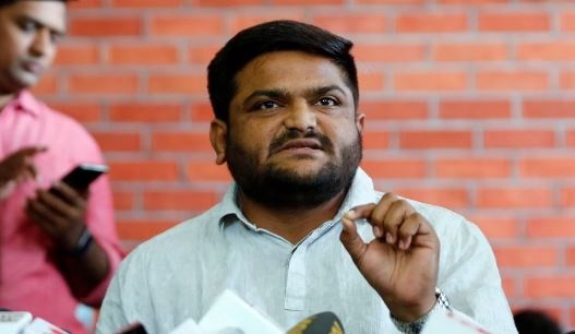 बीजेपी विधायक हार्दिक पटेल की बढ़ी मुश्किलें, दंगे के मामले में कथित भूमिका पर गिरफ्तारी वारंट जारी