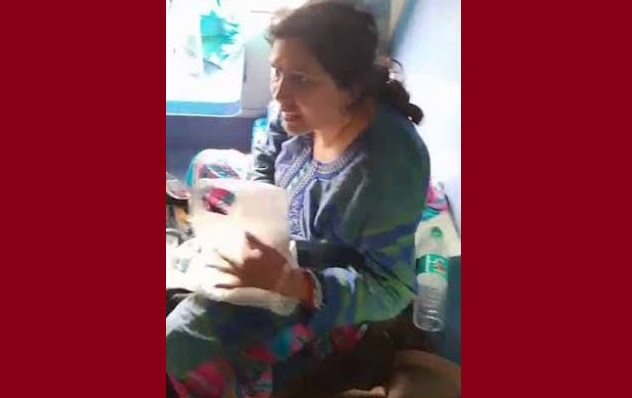 सोमनाथ एक्सप्रेस मेें महिला यात्री ने एसी कोच से चोरी किए 16 चादर, 1 कंबल, बैग में भर कर रखे थे