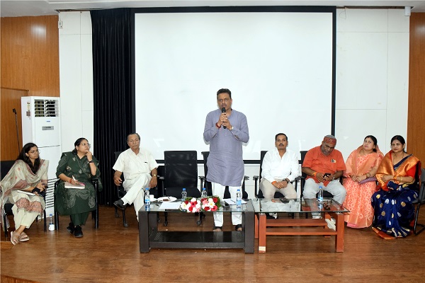 एनजीओ और वेटनरी कॉलेज के सहयोग से जबलपुर में स्ट्रीट डॉग प्रबंधन का नया अध्याय