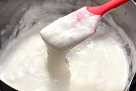 स्ट्रेची योगर्ट ने मचाई सोशल मीडिया पर सनसनी स्वाद और टेक्सचर के नए प्रयोग से लोग हुए दीवाने