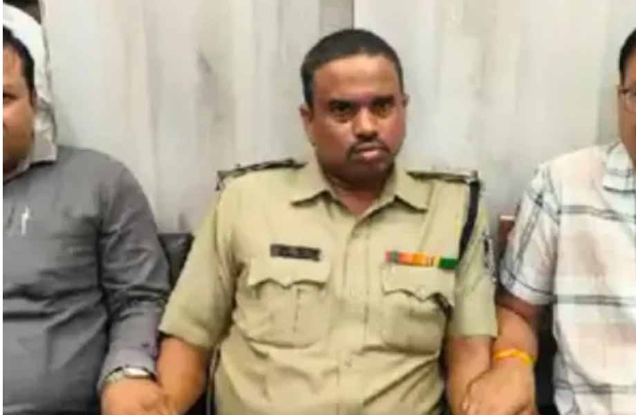 इंदौर में लोकायुक्त पुलिस ने 1 लाख की रिश्वत लेते एसआई को रंगे हाथों पकड़ा, यह है पूरा मामला