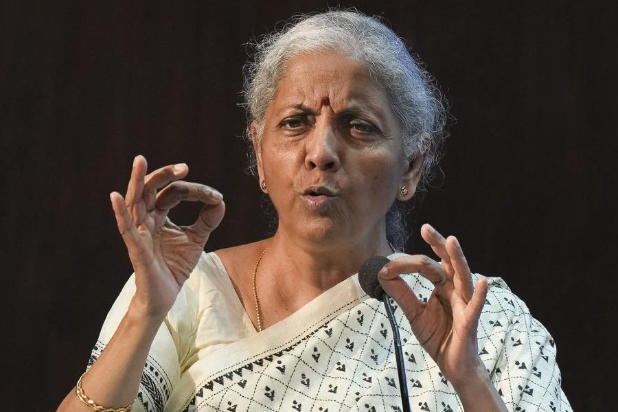 भारत अभी एकल दर जीएसटी के लिए तैयार नहीं, दुर्गा पूजा को देखते हुए 22 सितंबर को लागू होंगी नई दरें: सीतारमण