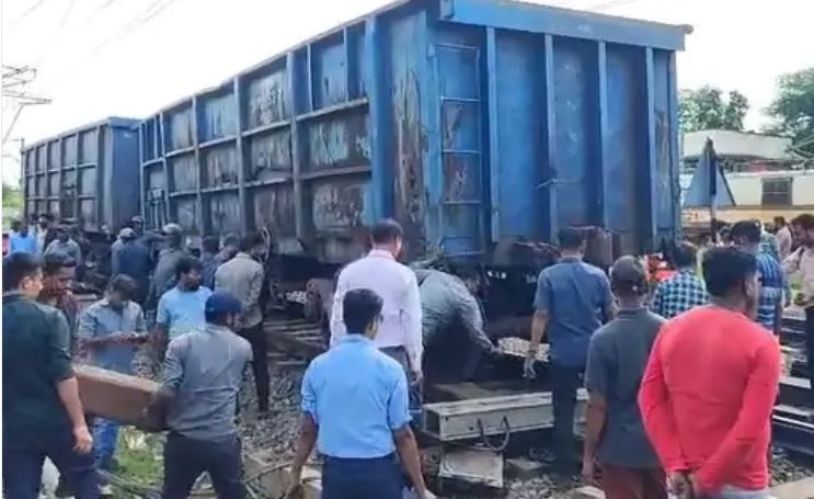 कटनी में मालगाड़ी का डिब्बा पटरी से उतरा, सतना से जिप्सम लेकर जा रही थी, बिलासपुर रूट प्रभावित