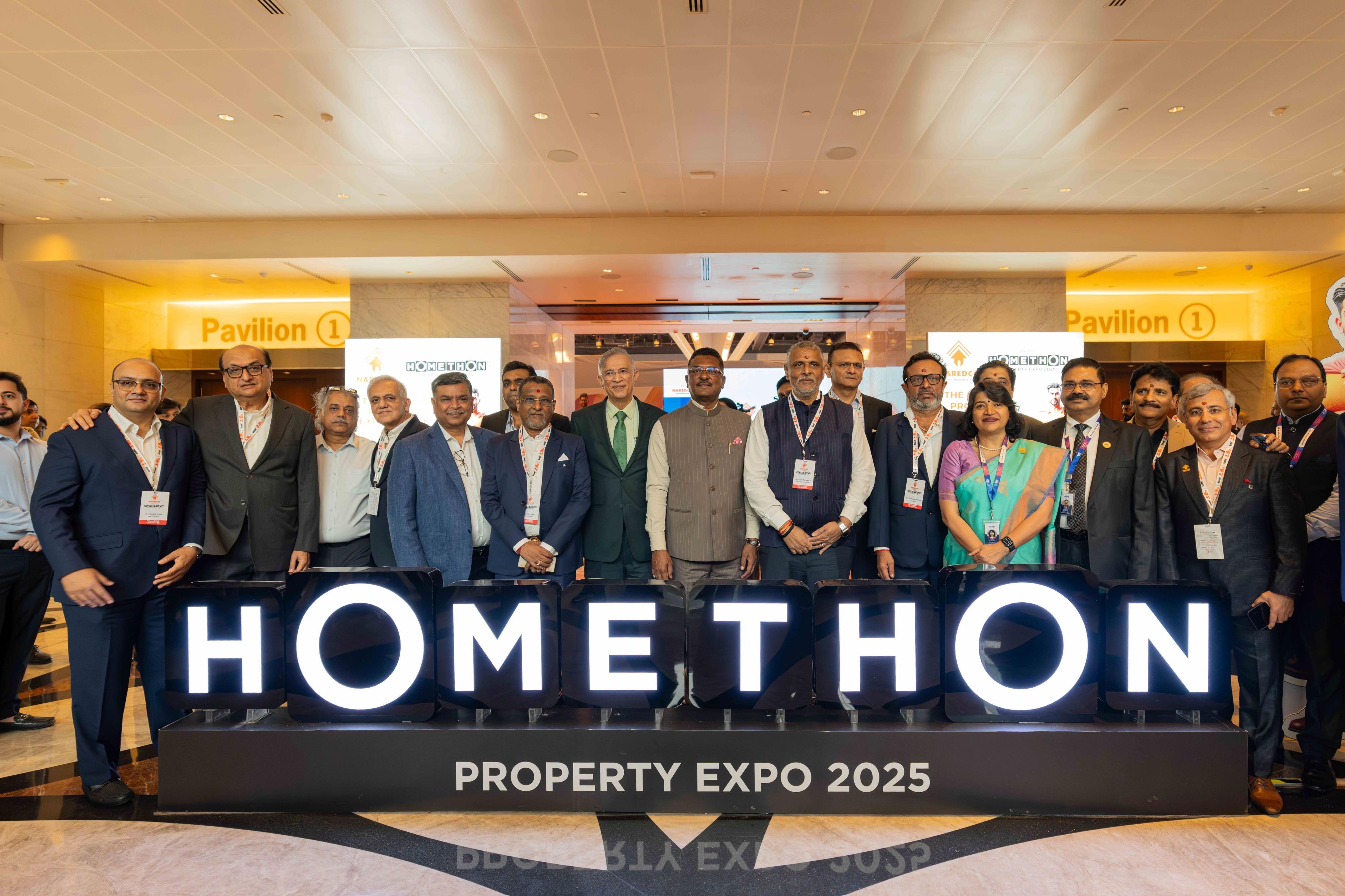 महाराष्ट्र सरकार अगले महीने 98 साल की लीज पर एसटी बस डिपो देने के लिए टेंडर निकालेगी