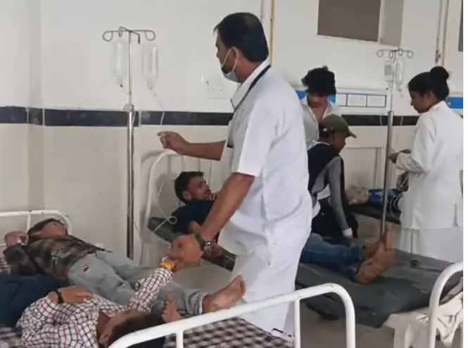 एमपी के आगर मालवा में जंगल में पूजा करने गए लोगों पर मधुमक्खियों का हमला, 5 बच्चों समेत 10 घायल