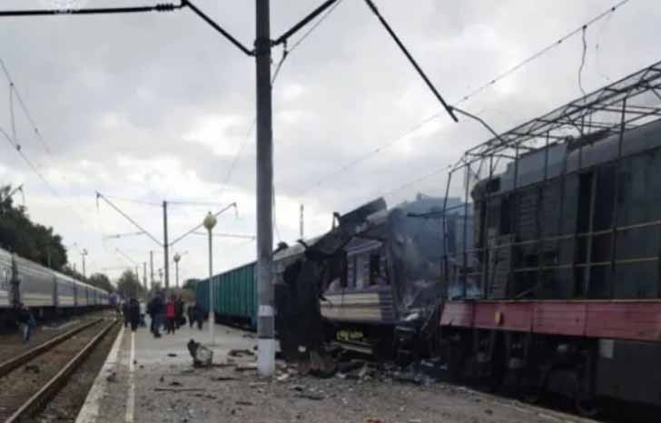 रूस का यूक्रेन के रेलवे स्टेशन पर ड्रोन हमला, ट्रेन में लगी आग, रेल कर्मचारियों सहित 30 लोगों की मौत