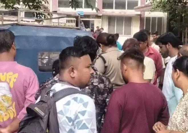 जबलपुर में डबल मर्डर: छोटे भाई ने बड़े भाई-भाभी की सड़क पर चाकू गोदकर कर दी हत्या प्रॉपर्टी का विवाद था