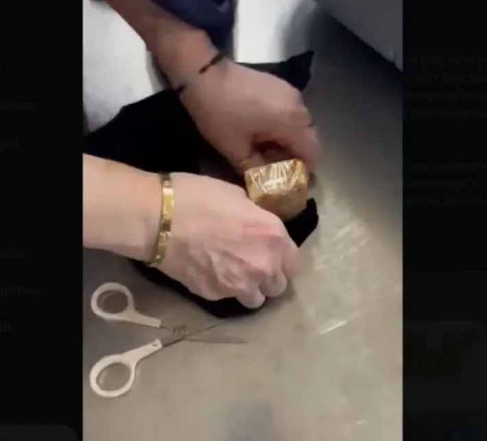 महिला अंडरगारमेंट्स में छुपाकर लाई थी 1 किलो सोना, दिल्ली एयरपोर्ट पर कस्टम ने किया जब्त, हो रही पूछताछ