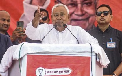 बिहार चुनाव 2025: पटना के मतदाता बदलाव की तलाश में, निवर्तमान सत्ता और चुनौतियों के बीच जटिल संघर्ष