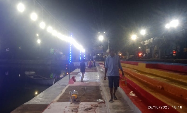 छठी मईया के स्वागत में जबलपुर हुआ जगमग, नगर निगम की तैयारियों की व्रतधारियों ने की सराहना