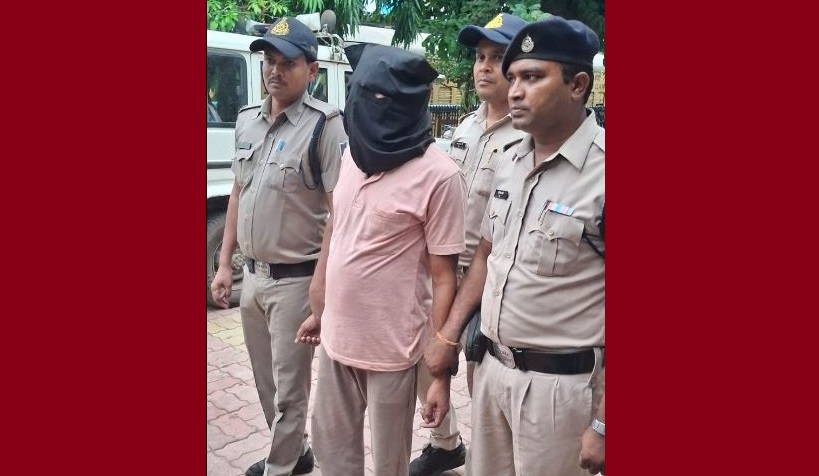 चलती ट्रेन में दामाद की हत्या करने वाला मामा ससुर गिरफ्तार