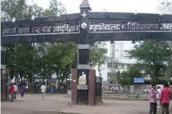 13 की उम्र में विवाह, 15 वर्ष की उम्र में बनी मां, 23 वर्षीय युवक से कराई थी शादी