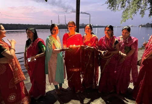 राजस्थान: प्रान्तीय राजस्थान गुर्जर गौड़ ब्राह्मण महिला सभा ने किया सामूहिक दीपदान