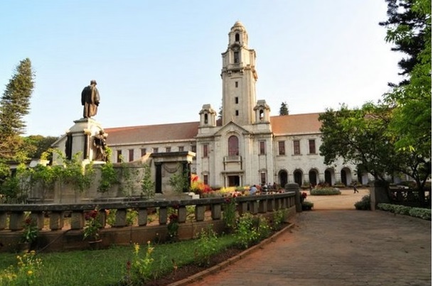 एशिया की शीर्ष 100 यूनिवर्सिटीज में पांच आईआईटी, दिल्ली विश्वविद्यालय और आईआईएससी ने दर्ज की शानदार मौजूदगी