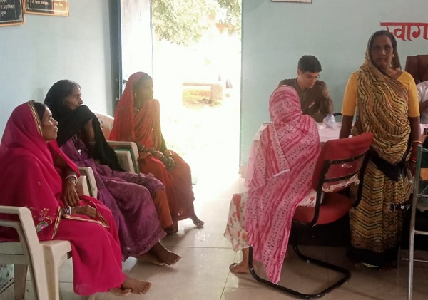 सुरक्षा और सम्मान साथ-साथ-महासमुंद में जरूरतमंदों को मिल रहा नियमित पेंशन लाभ