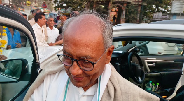 जो शक था वही हुआ 62 लाख वोट कटे, दिग्विजय सिंह ने बिहार चुनाव रुझानों पर मतदाता सूची और ईवीएम में गड़बड़ी का आरोप लगाया