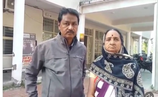 रांझी में दिनदहाड़े वृद्धा से सोने के जेवर लूटकर बदमाश फरार