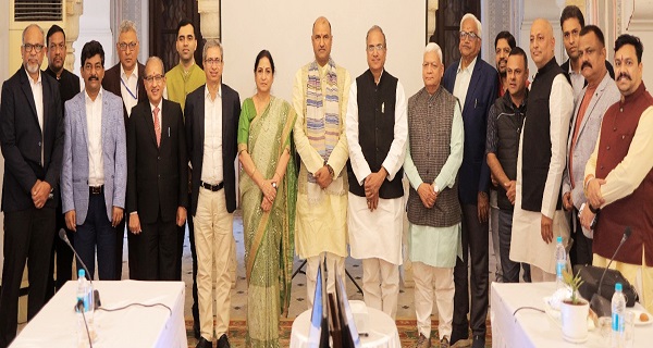 पमरे महाप्रबंधक के साथ कोटा रेल मंडल परिक्षेत्र के सांसदों की बैठक में माननीयों ने रखी ये मांगें