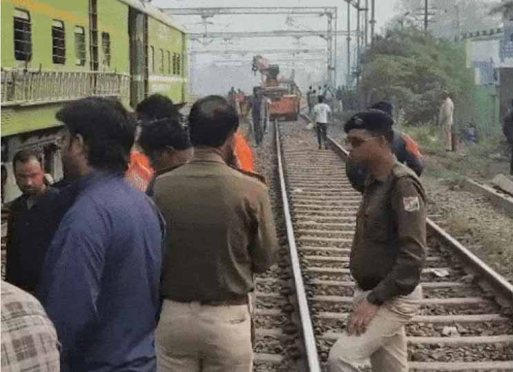 हरदा रेल हादसे का असर: जबलपुर आने वाली मुंबई मेल, महानगरी, पुणे-दानापुर, बनारस सुपरफास्ट, सहित कई ट्रेन 7 घंटे लेट