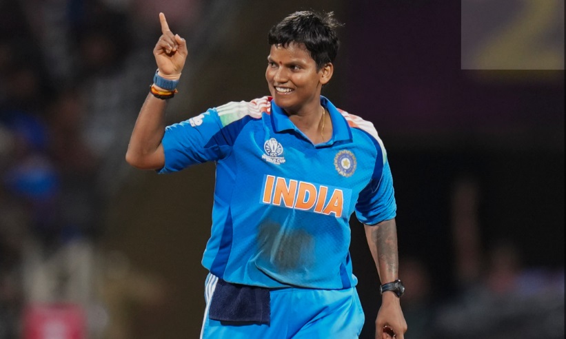 दीप्ति शर्मा पर धनवर्षा, यूपी वॉरियर्ज़ ने ₹3.2 करोड़ में RTM का इस्तेमाल कर ऑलराउंडर को फिर जोड़ा