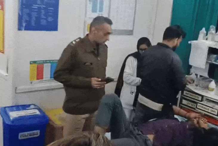 एमपी : बच्ची से रेप के आरोपी का शॉर्ट एनकाउंटर, कस्टडी से भागने की कोशिश कर रहा था, अस्पताल में भर्ती