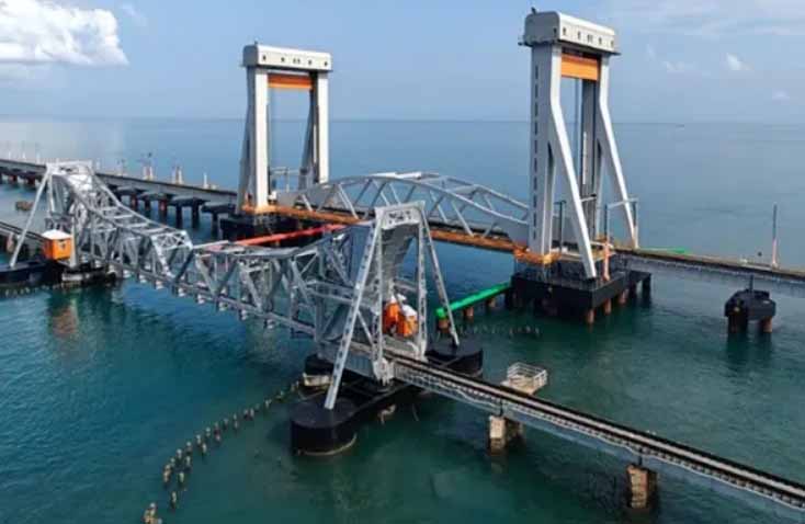 रामेश्वरम जाने वाले सावधान, पम्बन ब्रिज पर रोका गया रेल यातायात, जबलपुर की भी 1 ट्रेन प्रभावित, देखें लिस्ट