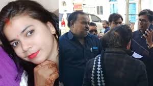 नेवी ऑफिसर की पत्नी को टीटीई ने चलती ट्रेन से दिया धक्का, हो गई मौत, हत्या का केस दर्ज