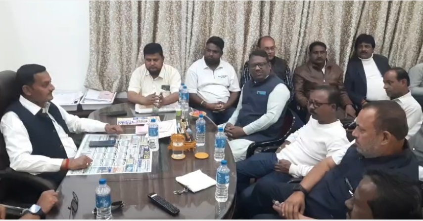 जबलपुर नगर निगम में टैक्स वसूली पर घमासान, मेयर बोले कांग्रेस कर रही गुमराह