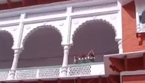 अंजुमन इस्लामिया स्कूल में मासूमों को अमानवीय दंड देने पर मचा बवाल, वीडियो देख जनमानस में भारी रोष