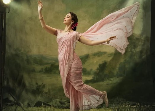 ‘वी. शांताराम: द रिबेल ऑफ इंडिया सिनेमा’ में तमन्ना भाटिया का फर्स्ट लुक जारी, जयश्री के रूप में दिखेंगी ‘मिल्की ब्यूटी