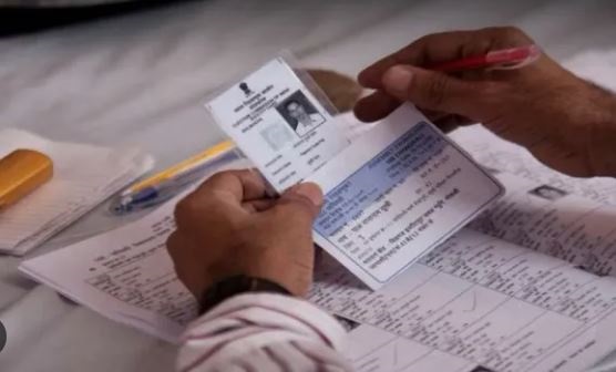 लापता ढाई लाख वोटरों पर गरमाई राजनीति, जबलपुर की मतदाता सूची पर गहराया संदेह