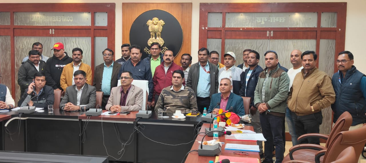 जबलपुर : एससी-एसटी रेलवे कर्मचारी संघ की डीआरएम के साथ बैठक सम्पन्न, लिये गये अनेक निर्णय