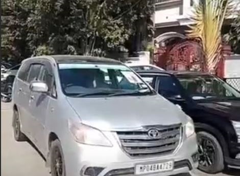 एमपी के जबलपुर में खनन कारोबारी के घर आईटी की दबिश, इंदौर, भोपाल की टीमें कर रही सर्चिंग, कटनी और सतना में भी कार्रवाई