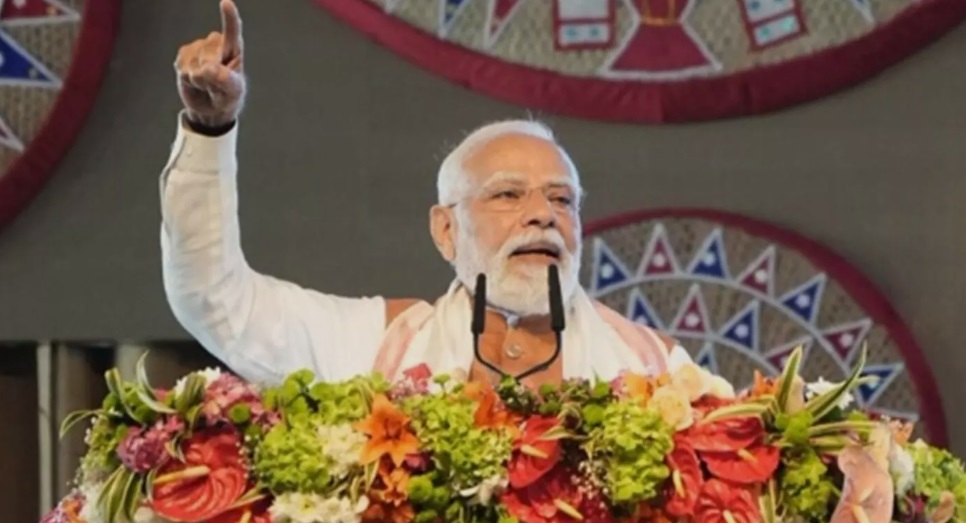 असम में प्रधानमंत्री मोदी का बड़ा हमला, SIR के बहाने कांग्रेस पर घुसपैठियों को बचाने का आरोप