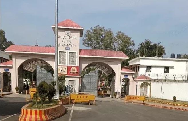 अब OFK को बम से उड़ाने की धमकी, फैक्ट्री के ईमेल पर आया मैसेज, पुलिस-सुरक्षा एंजेसी अलर्ट मोड पर, जांच में जुटीं