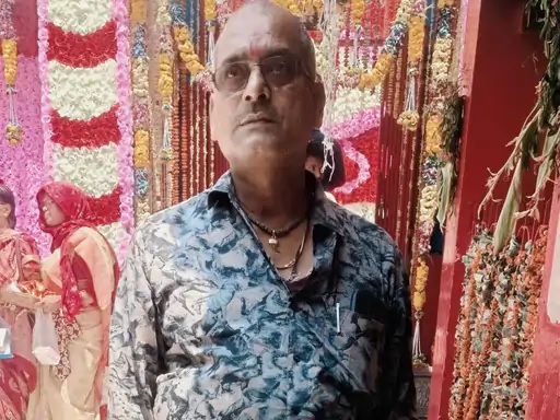 ओएमजी : बेटे ने पिता की जगह अनुकम्पा में सरकारी नौकरी मिल सके, इसलिए कर दी हत्या, अंगूठा भी काट लिया