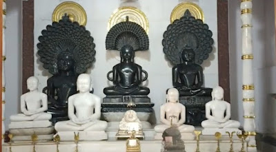 जबलपुर: जैन मंदिरों में चोरी, अष्टधातु की प्रतिमाएं और चांदी के छत्र गायब, लोगों में फैला आक्रोश