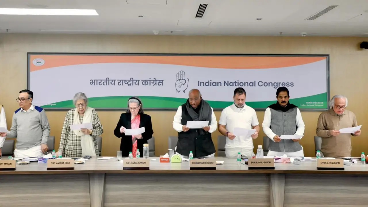 कांग्रेस ने मनरेगा बचाओ आंदोलन शुरू करने का किया ऐलान, सड़क से लेकर संसद तक होगा संघर्ष