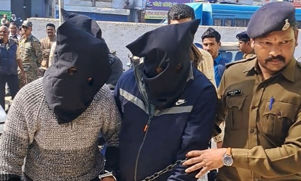 जबलपुर के बदमाशों ने मंडला में किन्नरों के साथ की लूट, कार से टक्कर मारकर लूटे थे लाखों रुपए, 5 गिरफ्तार