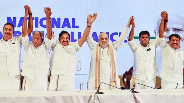 तमिलनाडु में सत्ता साझेदारी पर बीजेपी का बड़ा दांव, अमित शाह ने ईपीएस से मांगे तीन मंत्री पद और 56 सीटें