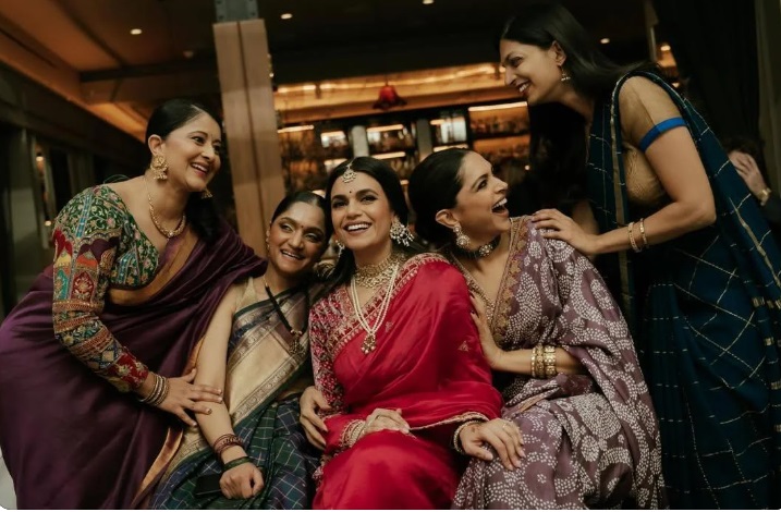 न्यूयॉर्क की शादी में दीपिका पादुकोण ने अपनी चमक से सबको किया दीवाना, ब्राइड्समेड लुक में ढाया कहर